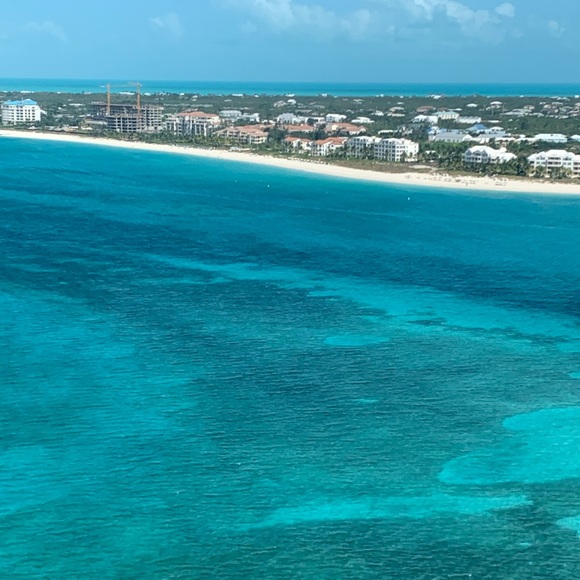 Meet your Posher, Des - Picture 1 of 1